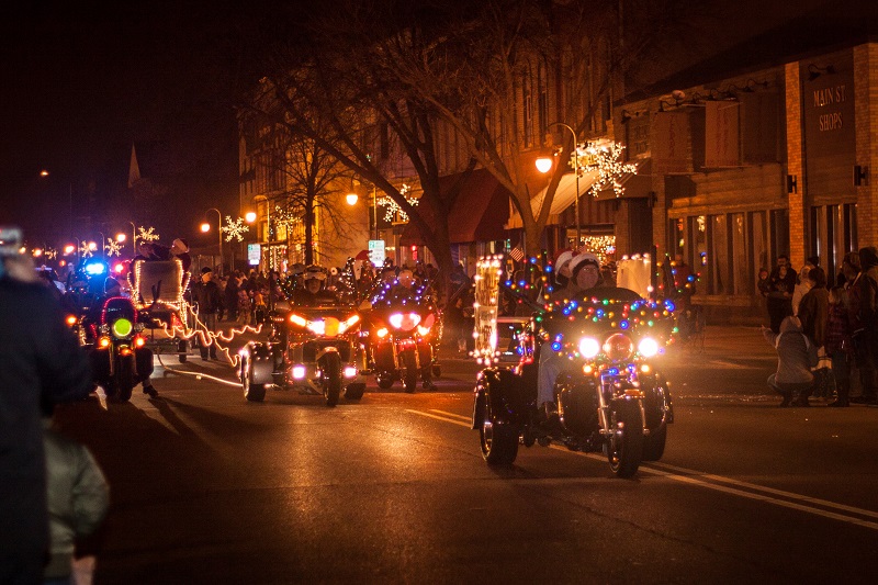 Whitewater Parade of Lights Travel Wisconsin